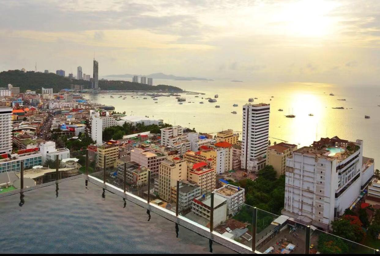 The Base Central Pattaya Seaview المظهر الخارجي الصورة