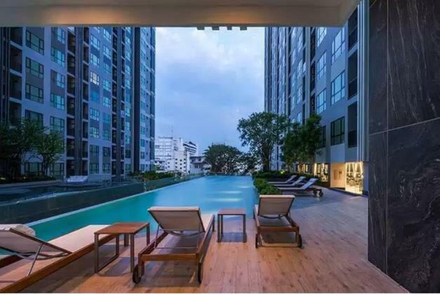 The Base Central Pattaya Seaview المظهر الخارجي الصورة